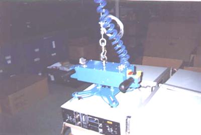 �q���J�c�@�~